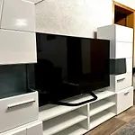 Moderne Zentrale Retreat *
