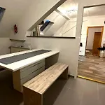 Moderne Zentrale Retreat アパート