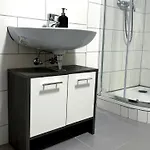 Moderne Zentrale Retreat アパート *