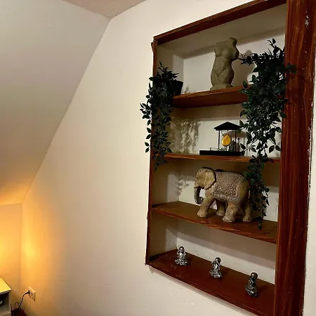 Moderne Zentrale Retreat Apartman