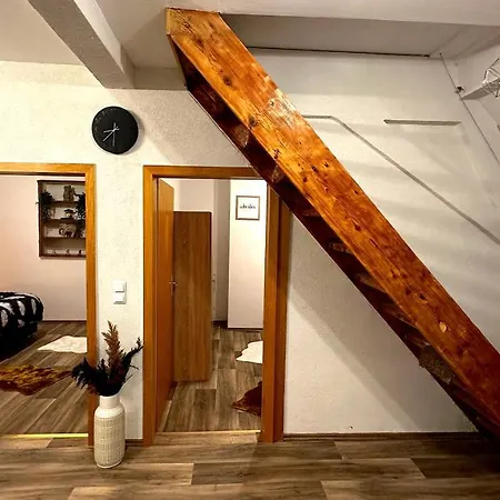 Moderne Zentrale Retreat Apartamento Bullay