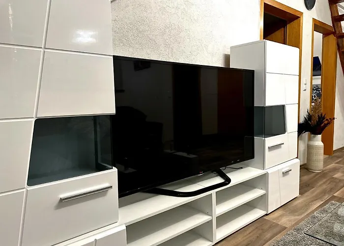 Moderne Zentrale Retreat *